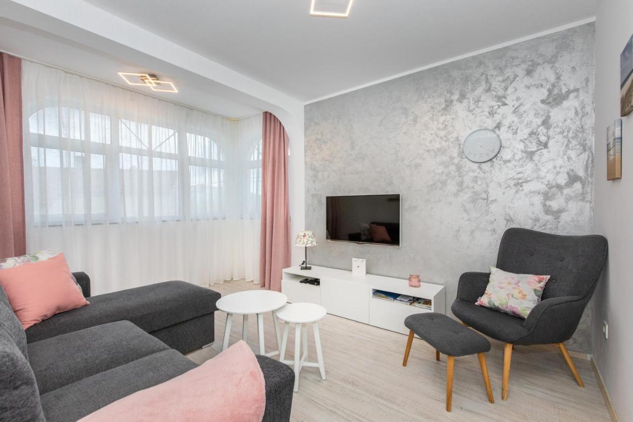 Apartment Blazi นยีวีเซ ภายนอก รูปภาพ