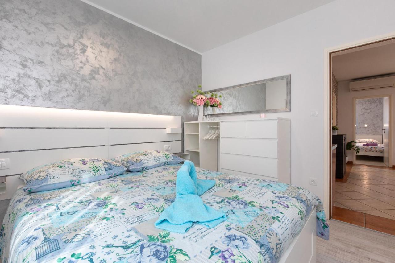 Apartment Blazi นยีวีเซ ภายนอก รูปภาพ