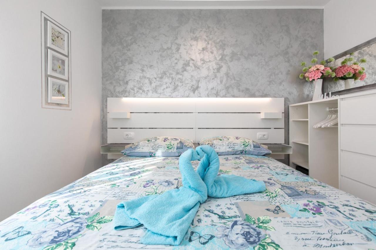 Apartment Blazi นยีวีเซ ภายนอก รูปภาพ