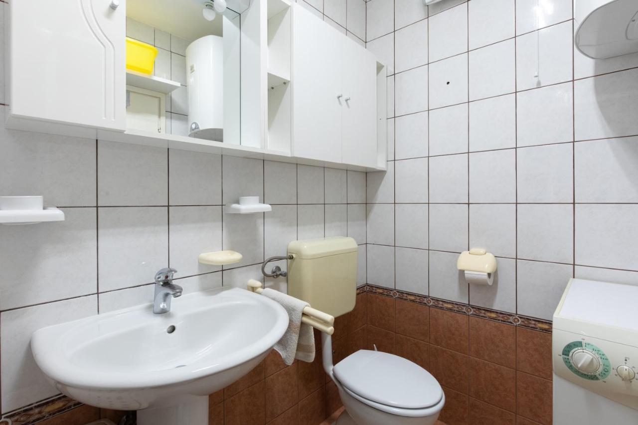 Apartment Blazi นยีวีเซ ภายนอก รูปภาพ